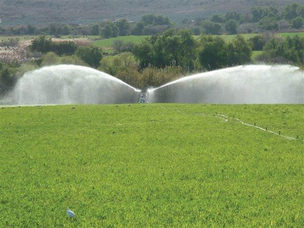 Rainmaker 200 Irrigation Systems 2 Wheel & 4 Wheel Available Rotrix